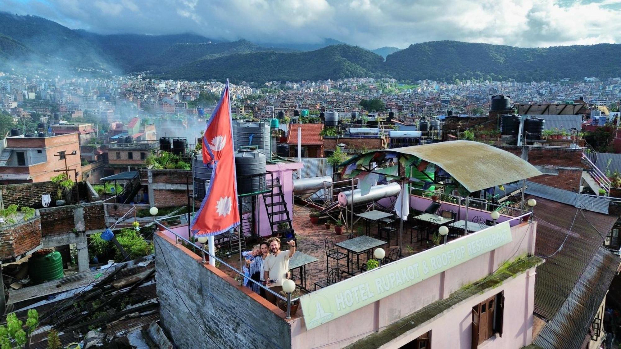 Hotel Rupakot And Rooftop Restaurant Bhatgoan Exterior foto